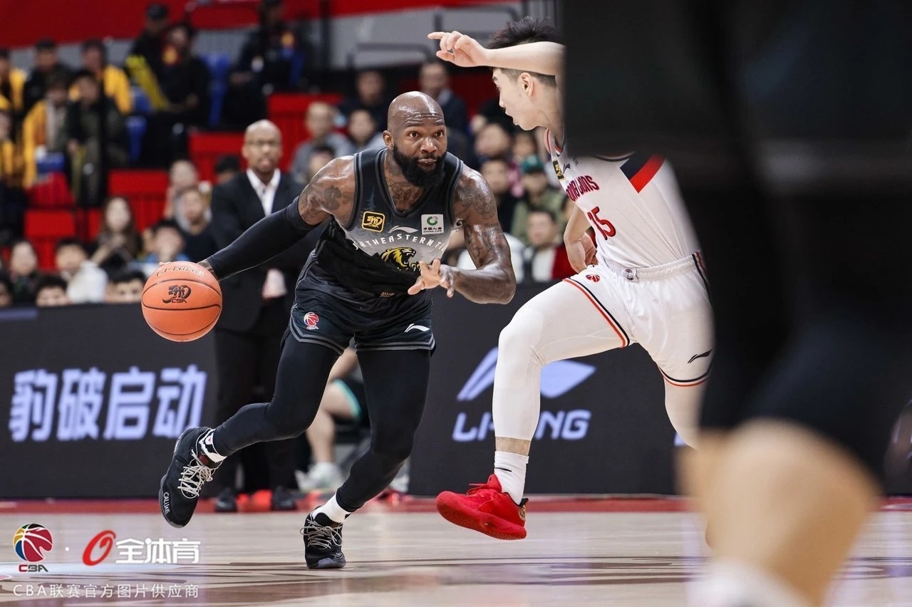 lol比赛下注 -窗口期CBA常规赛焦点战；勒沃库森战术微调；质疑声仍在；控场能力受关注的简单介绍