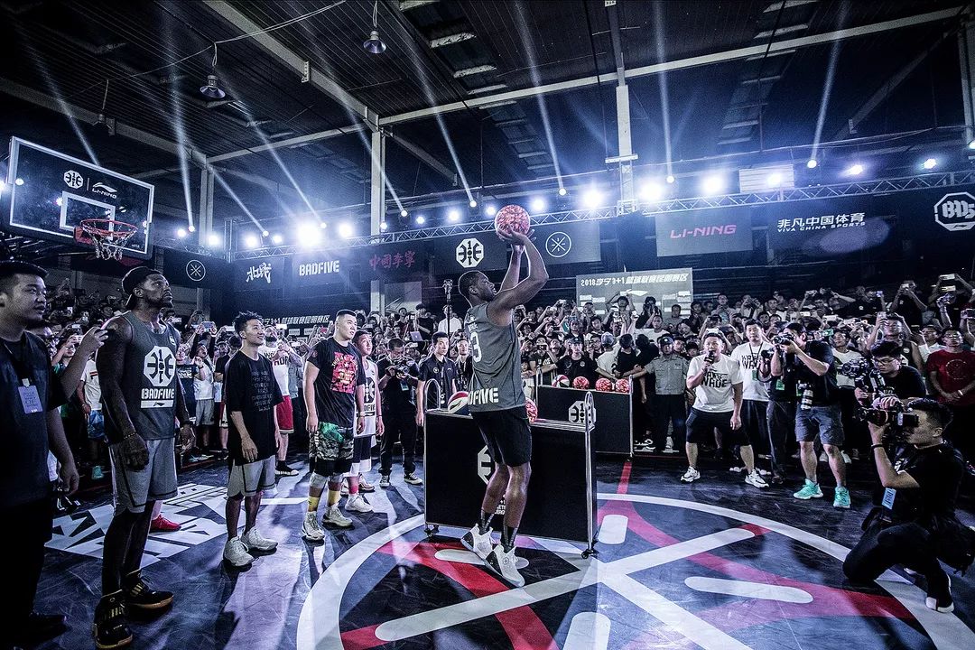 lol比赛下注 -关于阿贾克斯刷新队史纪录阿扎伦卡连续十五场比赛得分超过悬念迭起，Ning与30激战美国队分钟都惊呆了的信息